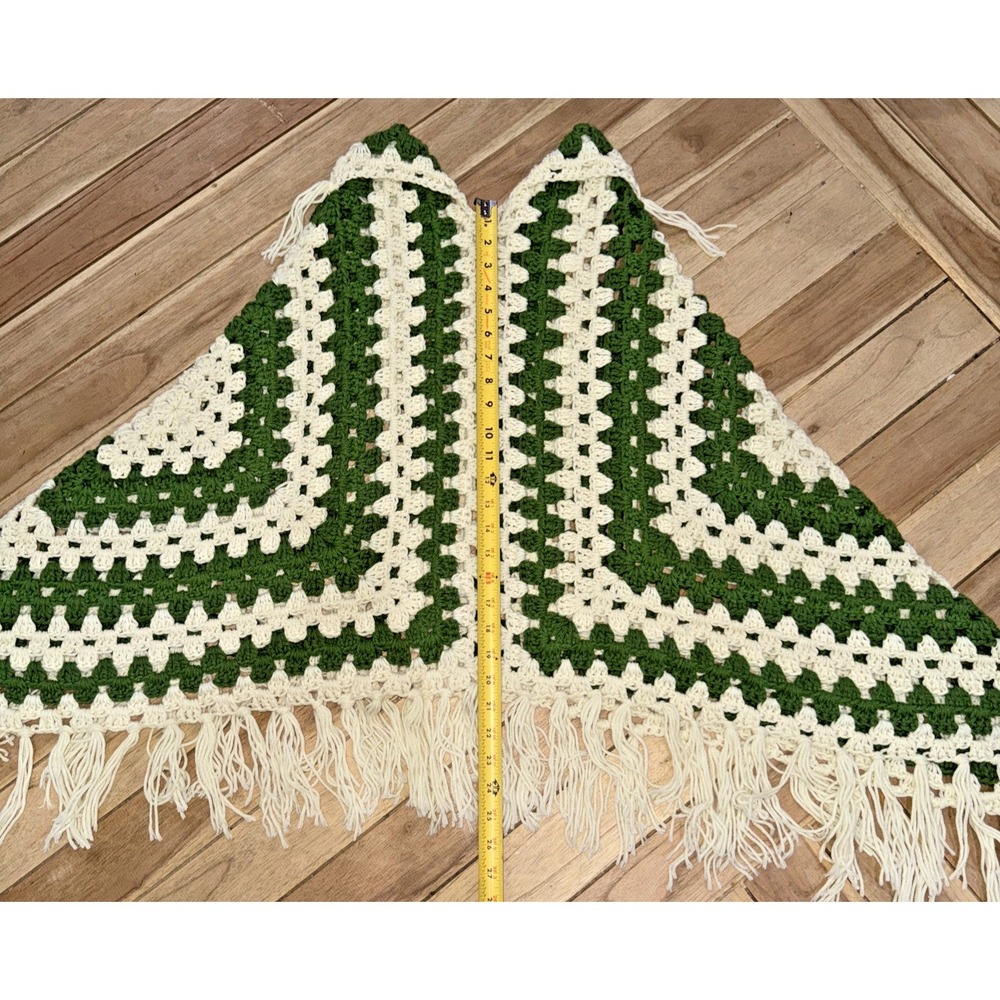 Vtg GROOVY 70s Crochet Granny Square Poncho - Green Cream Fringe | Handmade Boho - Picture 7 of 11